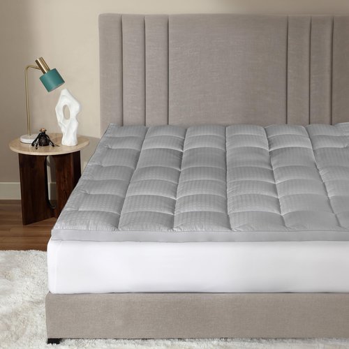 CirclesHome Hotel Collection Full XL Size Hybrid Mattress Protector & Pad - Extra Padded, Thick, Plush, & Fitted Mattress Topper for Bed - Comfortable Pillow Top Mattress Cover