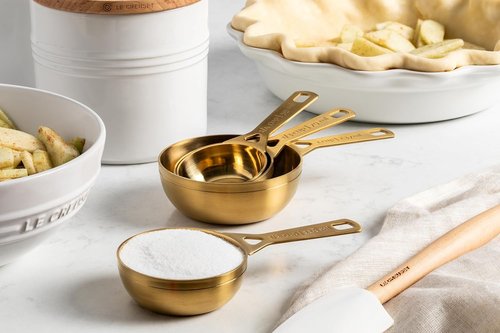 Le Creuset Measuring Cups - Gold Set of 4 (1, 1/2, 1/3, 1/4 Cups) for Precise Cooking Measurements