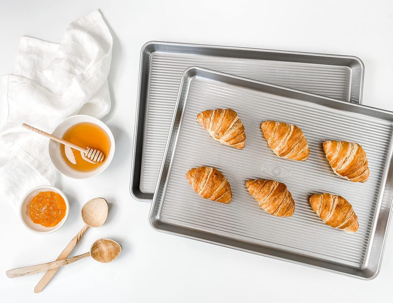 USA Pan Nonstick Quarter Sheet Pans - Set of 2 for Effortless Baking and Cooking