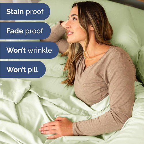 King Size 4 Piece Sheet Set - Comfy Cooling Bed Sheets | Hotel Luxury Bedding - Light Sage Green