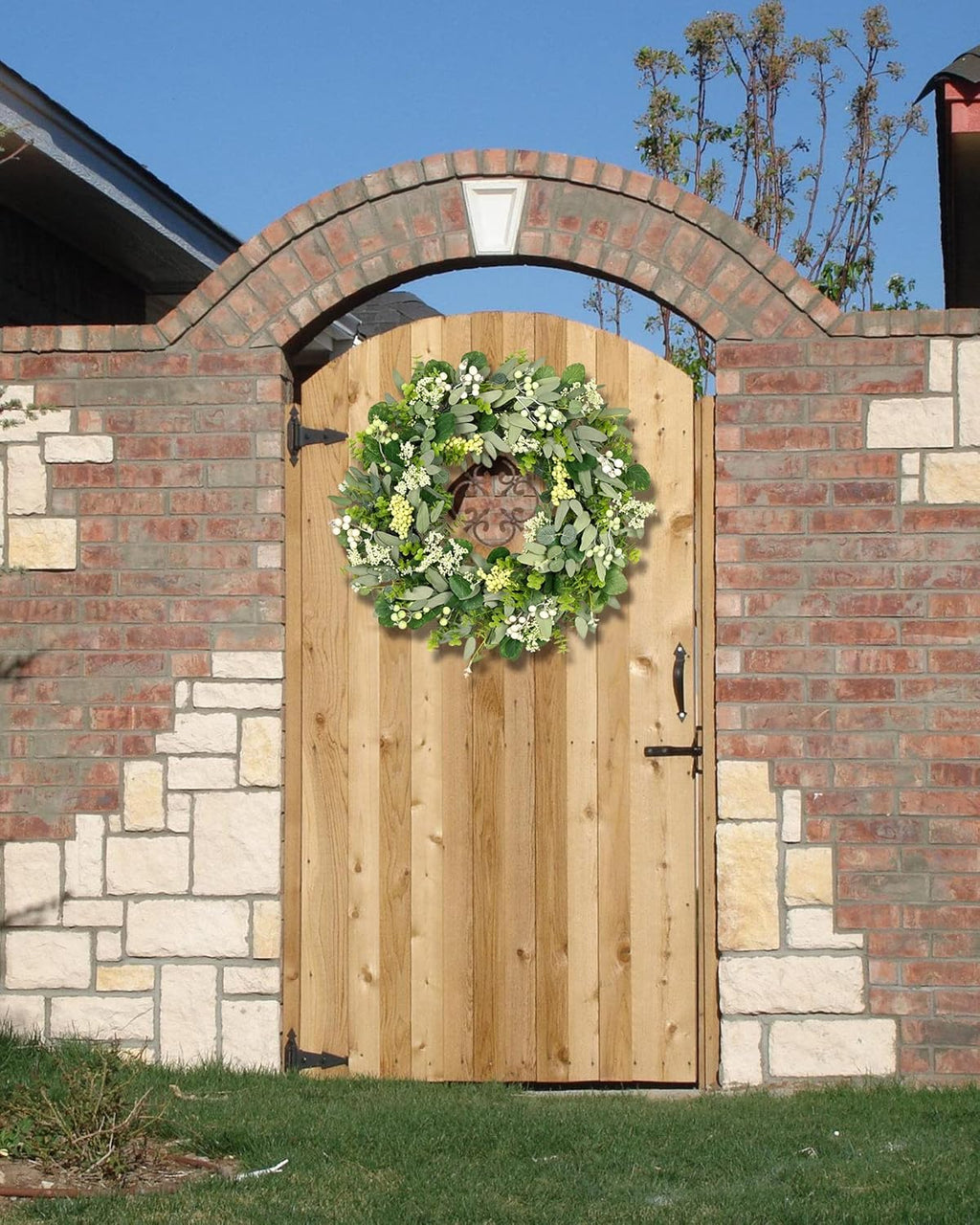 Vlorart Green Eucalyptus Leaf Wreath - 24-26 Inch Artificial Spring & Summer Decor for Front Door | Year-Round Farmhouse Style