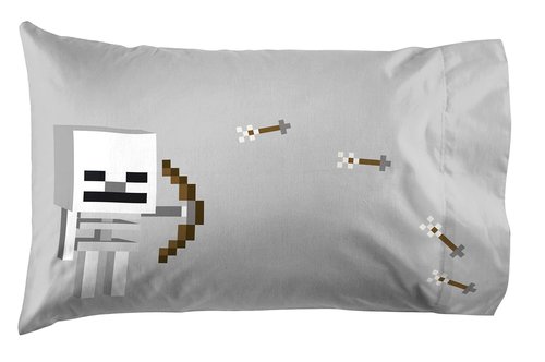 Jay Franco Minecraft Chibi College 4 Piece Twin Bed Set - Includes Reversible Comforter & Sheet Set - Bedding Features Creeper & Ghost - Super Soft Fade Resistant Microfiber