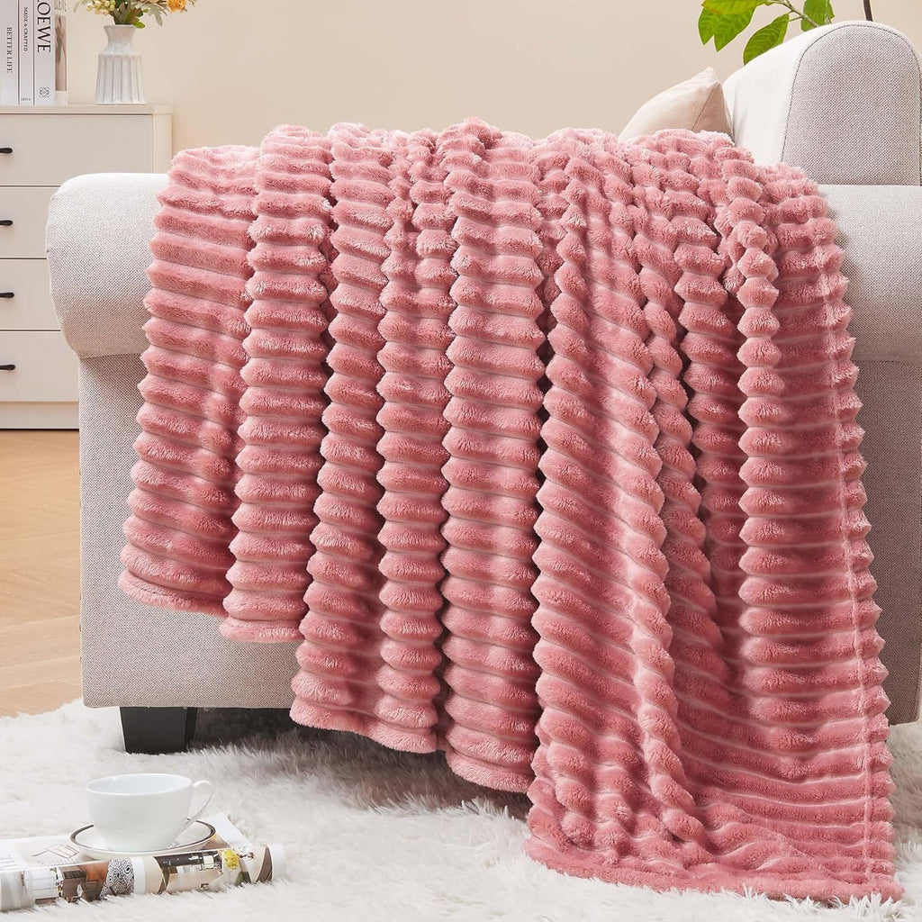 BEDELITE Fleece Throw Blanket - Soft & Warm 3D Ribbed Jacquard Design | Cozy Pink 50x60 Inch Plush Blanket