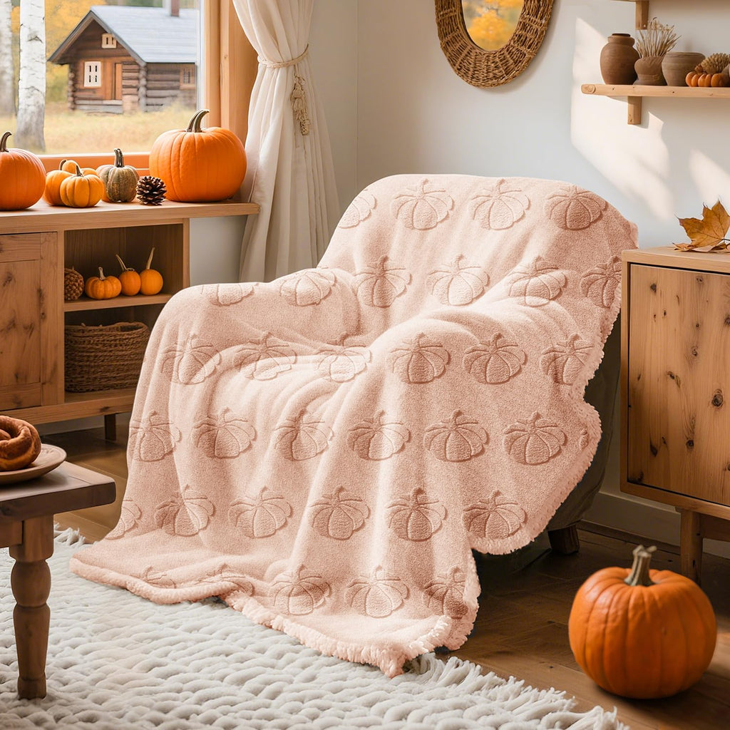 Lanpn Fall Fur Throw Blanket, 530GSM Sherpa Fleece Throws for Couch Sofa, Soft Fluffy 3D Pumpkin Blankets, Autumn Plush Cozy Blanket, Thanksgiving Home Bed Living Room Decor Gift, 50x60, Beige