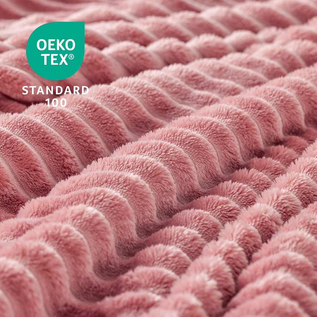 BEDELITE Fleece Throw Blanket - Soft & Warm 3D Ribbed Jacquard Design | Cozy Pink 50x60 Inch Plush Blanket