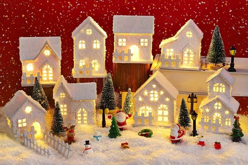 Fovths Christmas Village Set - 35 LED Lighted Houses with Mini Figurines & Snow | Winter Table Decor