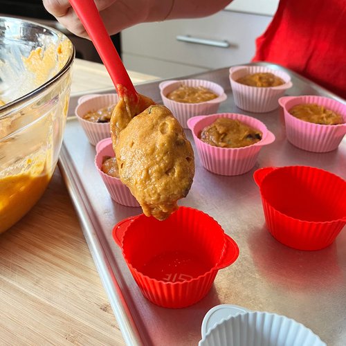 GIR: Get It Right Silicone Cupcake Liners – 12 Pack (2.75" x 1.45"), Frosty Mint
