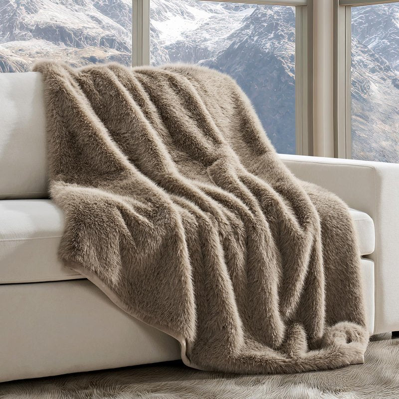 EVERGRACEHOME Luxury Faux Fur Throw Blanket, Soft Fluffy Faux Mink Blankets for Bed, Couch, Sofa, Thick Cozy Plush Warm Fur Throws with Reversible Velvet, Natural Mink, 60"x80"