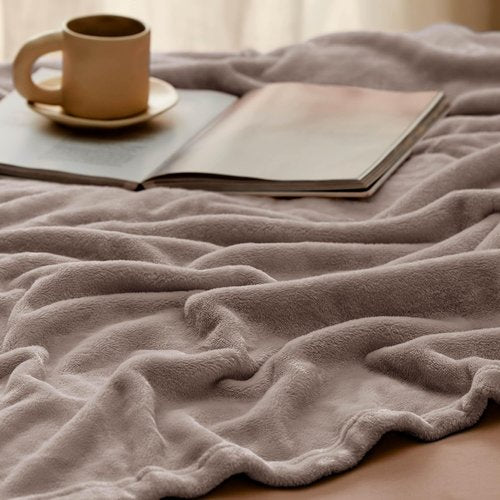 Bedsure GentleSoft Fleece Throw Blanket - Cozy Plush Mocha Brown Sofa Blanket, 50x60 Inches