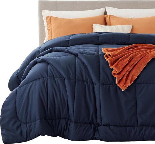 Bedsure Comforter Duvet Insert - All Season Quilted King Size Bedding, GentleSoft Down Alternative, Navy Blue 96 x 102 Inches