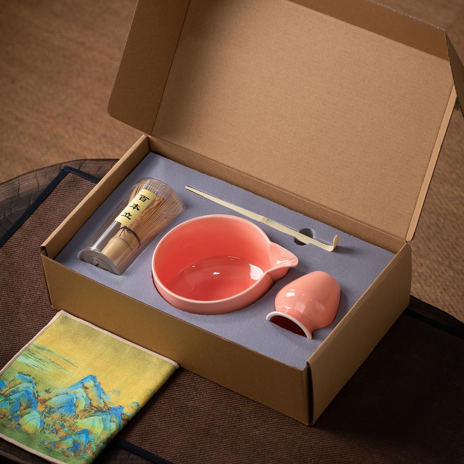 BEIMENWAI Matcha Whisk Set - Matcha Kit, 20 OZ Matcha Bowl with Spout, Bamboo Whisk & Holder, Tea Cloth - 5PCS Pink Matcha Set