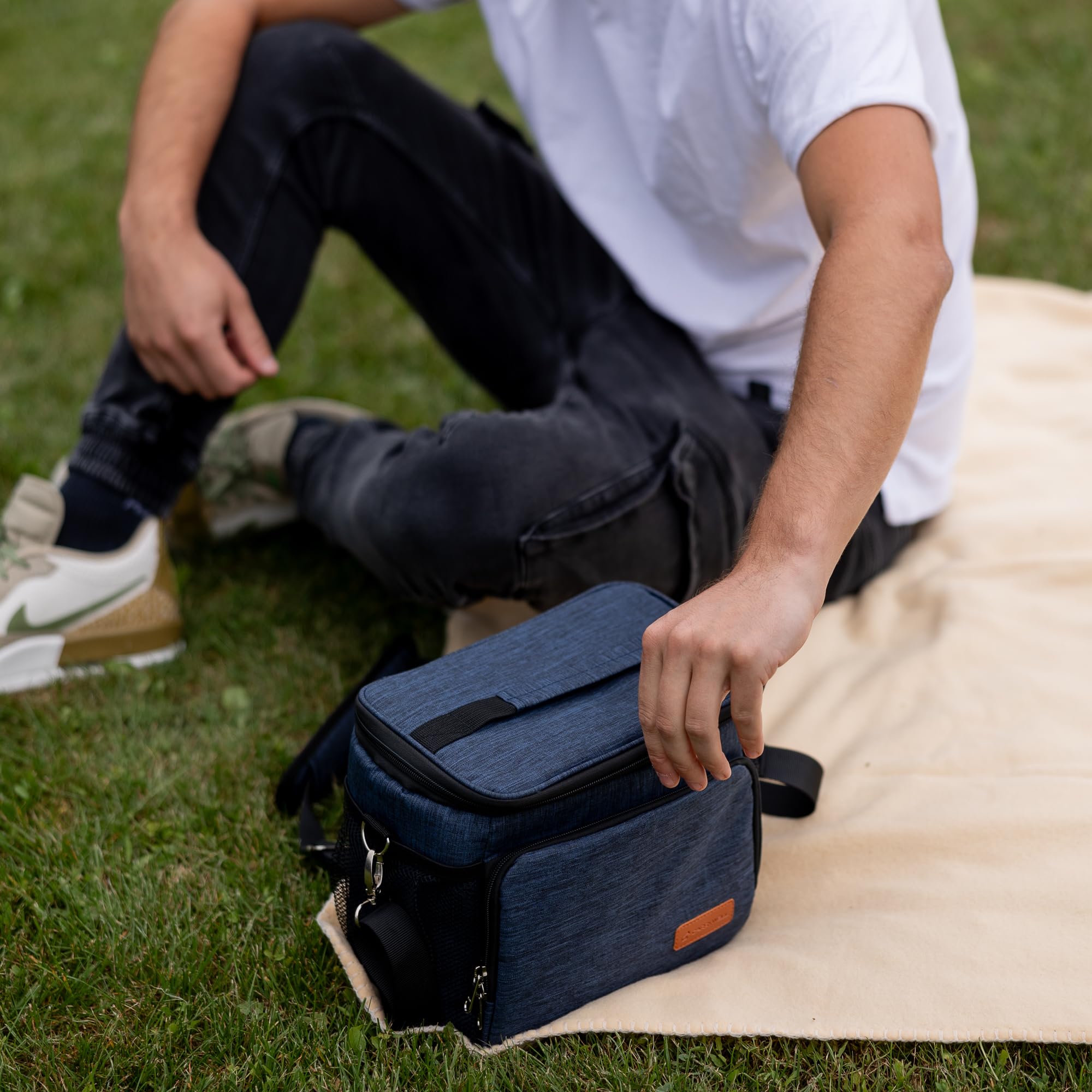 (Not Made in China) Insulated Lunch Bag, Men's Lunch Box, Leakproof, Collapsible, Soft Sided Cooler W/Adjustable Shoulder Strap (Navy Blue)