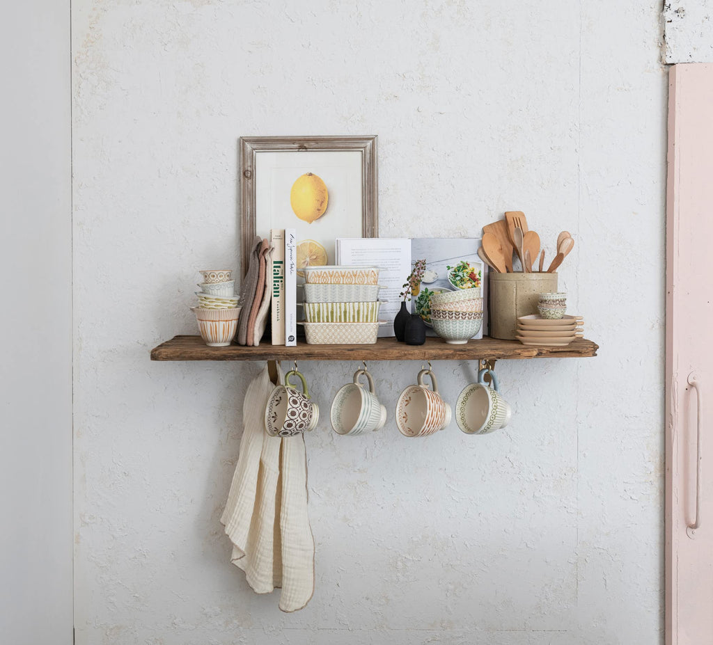 Stoneware Measuring Cups with Pour Spout, Set of 4 Sizes, Multicolor