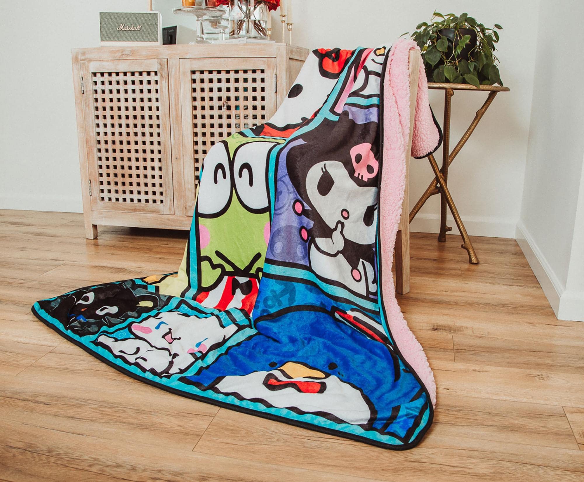 Sanrio Hello Kitty and Friends Oversized Sherpa Fleece Throw Blanket | Plush Soft Cover for Sofa, Bed | 54 x 72 Inches