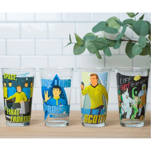 Silver Buffalo Star Trek Quotes Featuring Kirk, Spock, McCoy, and Uhura 4 Pack Pint Glass Set, 16 Ounces