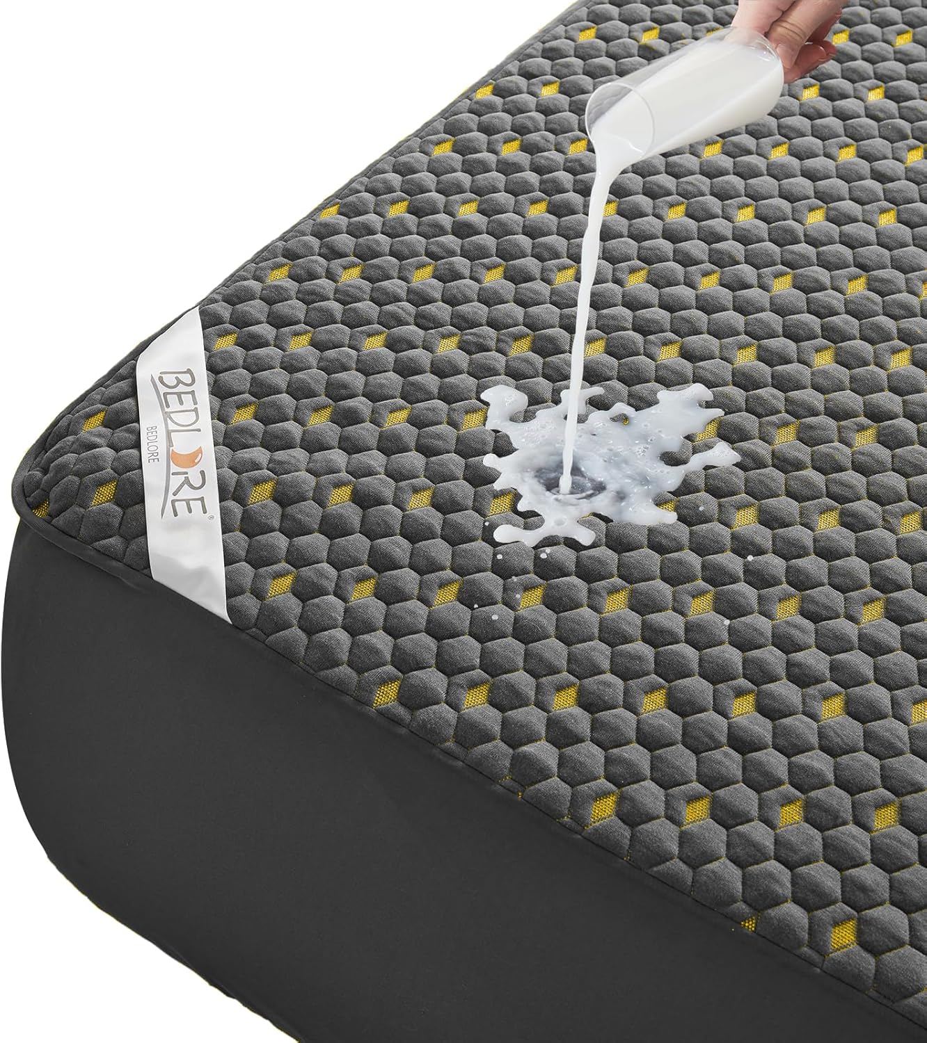 Skiennix Waterproof Mattress Protector - Queen Size Fitted Pad with 3D Air Fabric | Noiseless & Washable