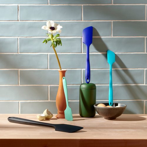 GIR: Get It Right Skinny Silicone Spatula for Cooking, Baking, Scraping, and Mixing - Non-Stick Heat Resistant Kitchen Spatula - 11 Inch, Studio - Silicone Cooking Utensils