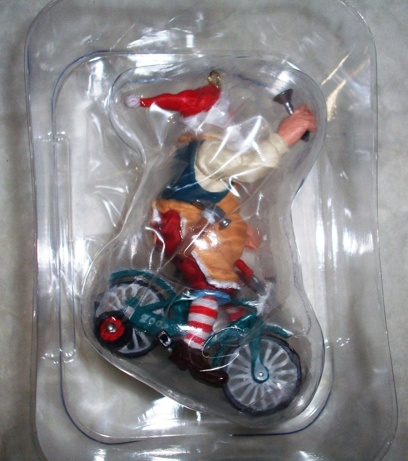 Hallmark Toymaker Santa #3 - VERY RARE dated 2002