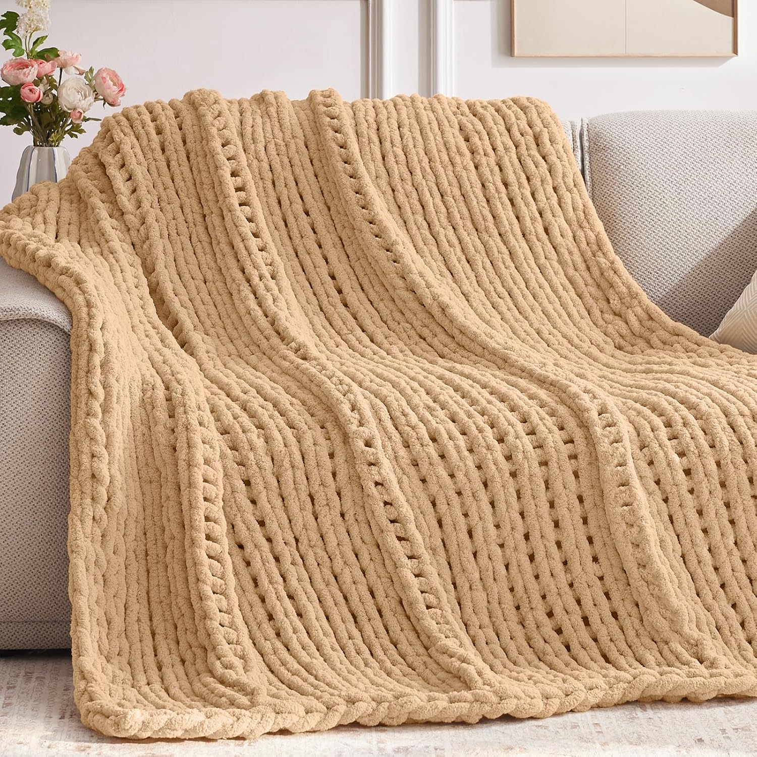 Negwoo Chunky Knit Throw Blanket - Handmade Beige Chenille Yarn | Cozy 30'' x 40'' Machine Washable Decor