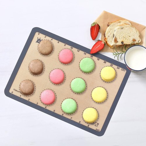 GUANCI Silicone Baking Mat Set - Non-Stick Reusable Bakeware for Pizza, Macarons & Cookies | 4 Mats in Grey