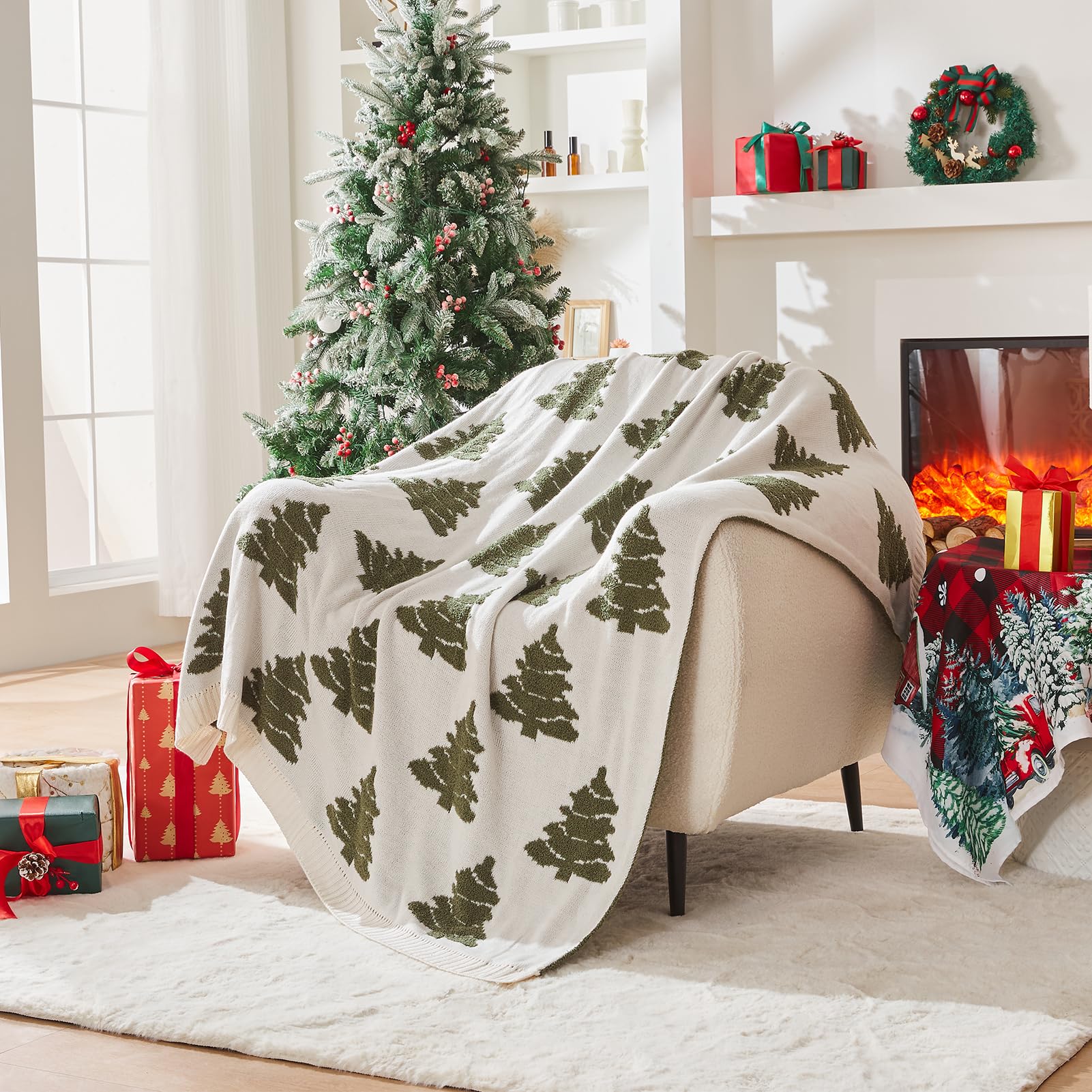 Douceur Christmas Tree Throw Blanket, Ultra Soft Olive Green Fluffy Festival Blanket, Reversible Cozy Decorative Blanket for Bed Couch Sofa, Super Soft Indoor Living Room Plush Throws, 50"X60"