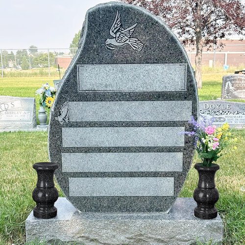 Cemetery Vase, Turned Round Granite Grave Vase Memorial Stone Vases with Draining Hole for Home Tabletop, Cemetery Flowers, Grave Headstone Decorations (1pc, Black)
