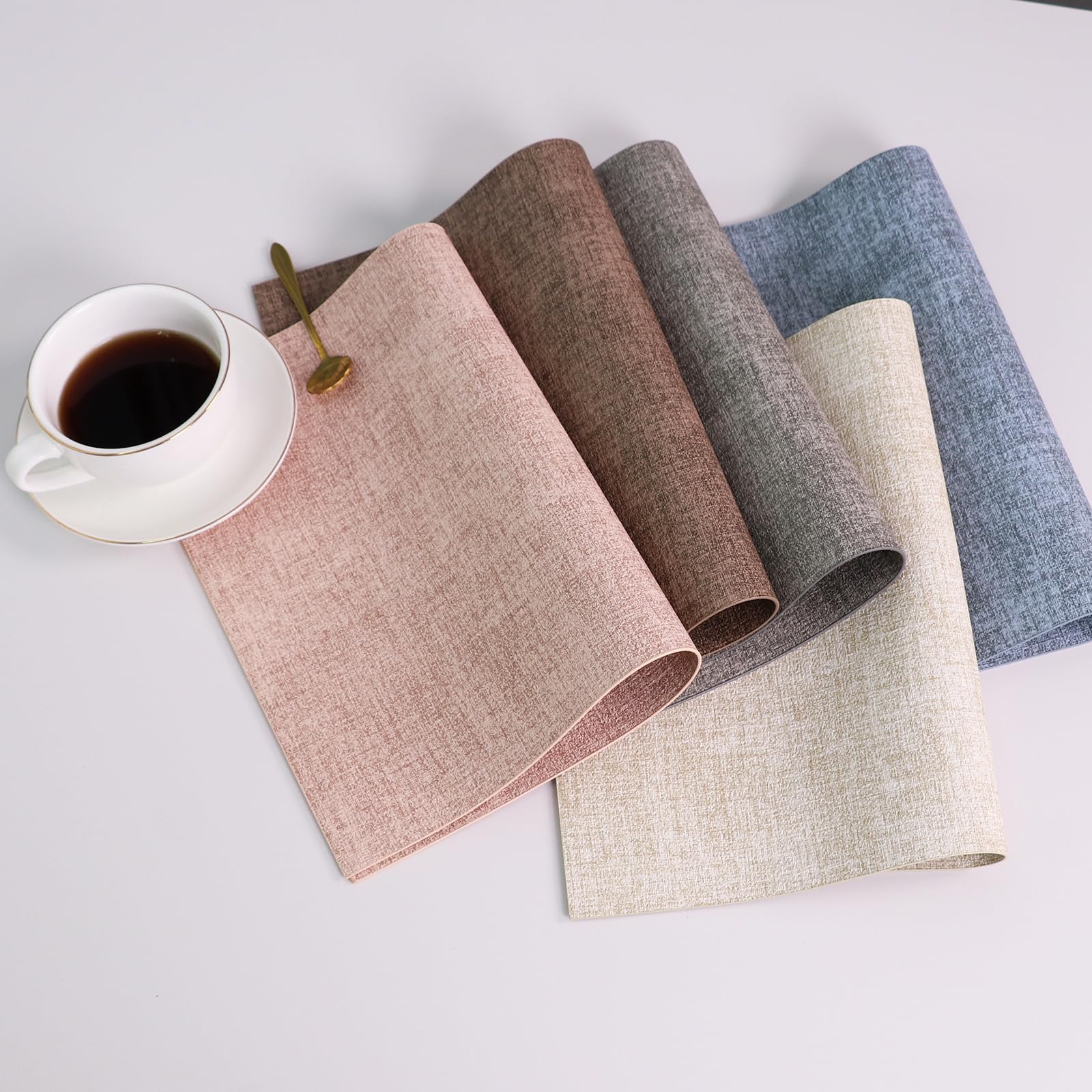 LQICAI Placemats Set of 6 Washable Heat Resistant Place Mats PVC Woven Dining Table Mat Green 4pcs