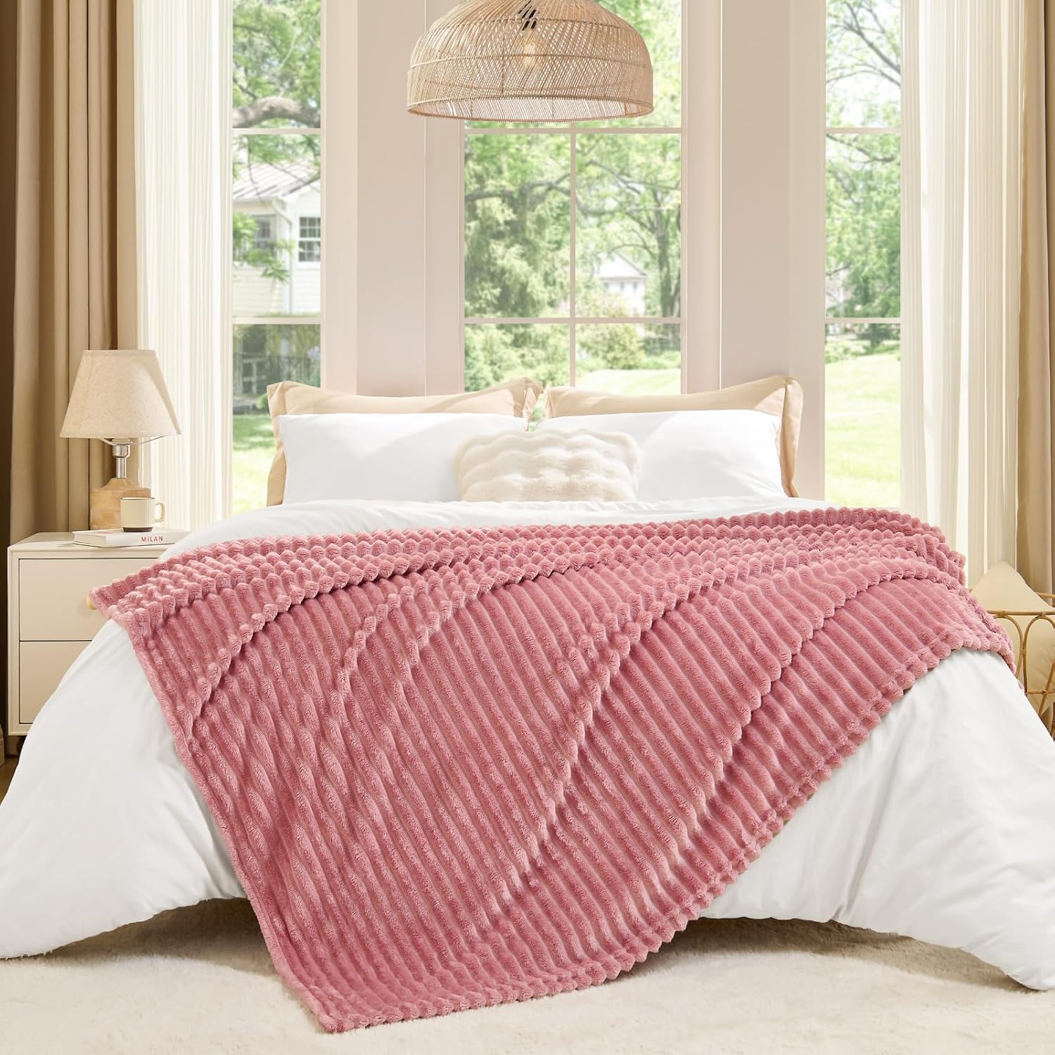 BEDELITE Fleece Throw Blanket - Soft & Warm 3D Ribbed Jacquard Design | Cozy Pink 50x60 Inch Plush Blanket