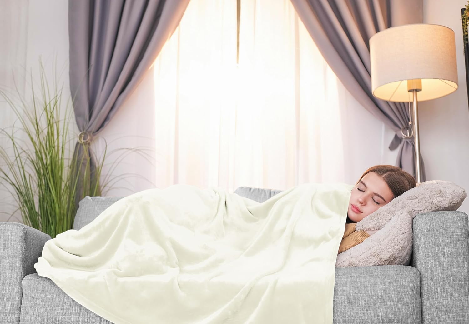 Utopia Bedding Fleece Blanket - Ultra Soft & Lightweight Twin Size Ivory (60x80 Inches) | Cozy All-Season Home Decor Gift
