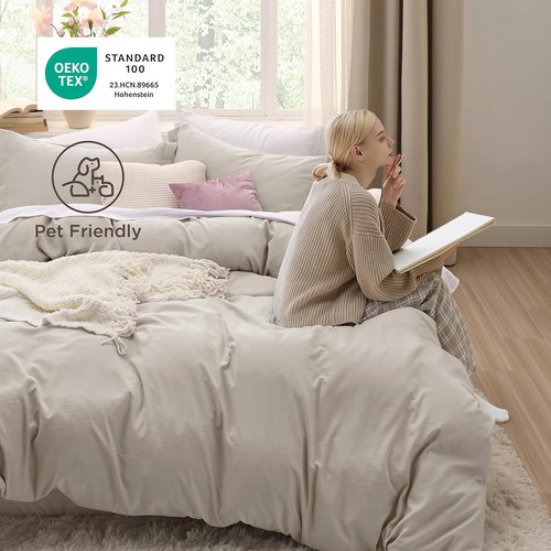 Bedsure King Duvet Cover Set - Extra Soft Prewashed Cotton-Like Polyester, 120x98 Inches with Zipper Closure & 2 Pillow Shams