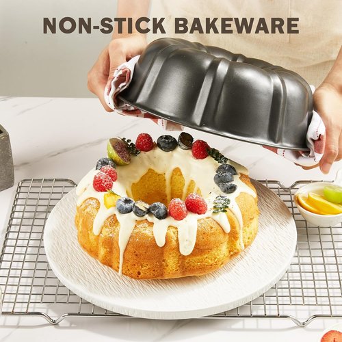 KITESSENSU 9-Inch Non-Stick Cake Pans Set - 2 Premium Fluted Baking Molds in Gray, Heavy Duty Carbon Steel
