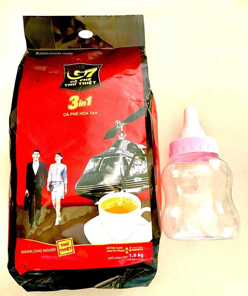 G7 3-in-1 Instant Vietnamese Coffee – Strong & Bold Roast with Non-Dairy Creamer and Sugar – 100 Single-Serve Packets (56.44 oz) + Bonus Baby Bottle Piggy Bank (Lid Color May Vary)