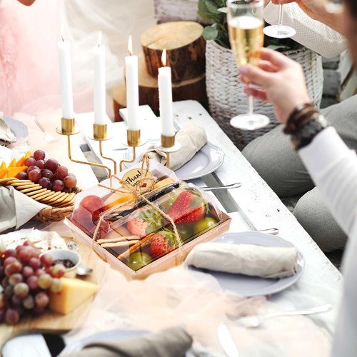 Leafiew 50 Pack Small Individual Charcuterie Boxes with Clear Lids and Forks - To Go Paper Mini Charcuterie Box, Disposable Food Containers, 5Inch Dessert Boxes for Cookie, Cake Slice, Strawberries