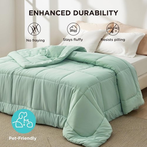 Bedsure Comforter Duvet Insert - All-Season Quilted Queen Size Bedding, GentleSoft Down Alternative, Sage Green 88 x 88 Inches