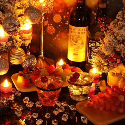 Zhehao 100 Pcs 9 oz Rimmed Plastic Cups Clear Wine Glasses Heavy Duty Cocktail Cups for Wedding Birthday Holiday Party Reception(Red, Green)