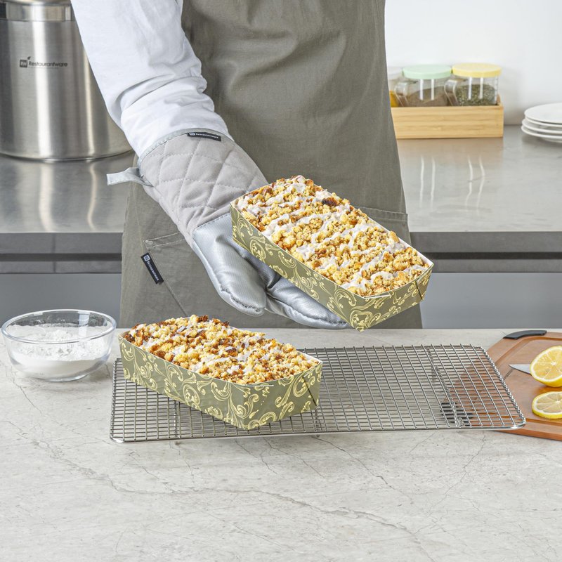 Restaurantware Baking Tray 100 Count 7.8 x 3.6 Inches 14 Ounce Disposable Paper Oven-Safe Baking Mold, Grease-Resistant Floral Design Green Baking Molds for Cupcakes, Breads and Baking
