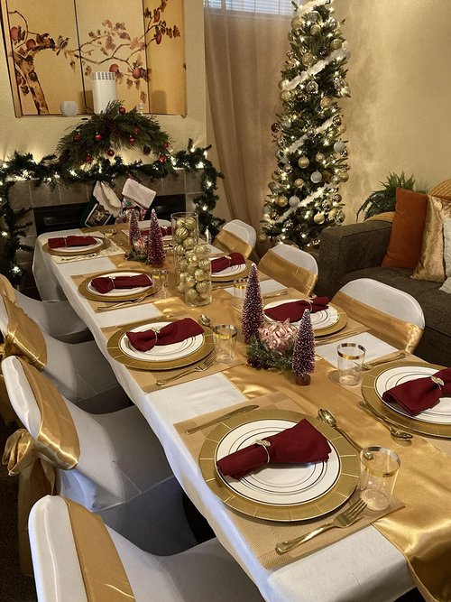 SINSSOWL 10 Pack Gold Table Runners 12 X 108 Inches Wedding Golden Satin Table Runner for Party Birthday Banquet Bridal Shower Christmas Engagement Rectangle Round Tables Overlay Decorations