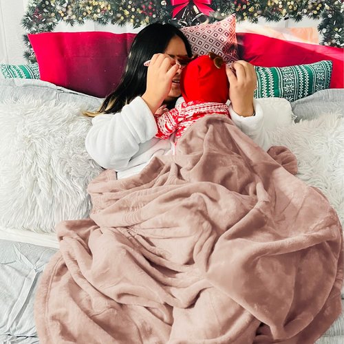 Bedsure GentleSoft Fleece Blanket - Cozy Dusty Pink Queen Size Microfiber, 90x90 Inches