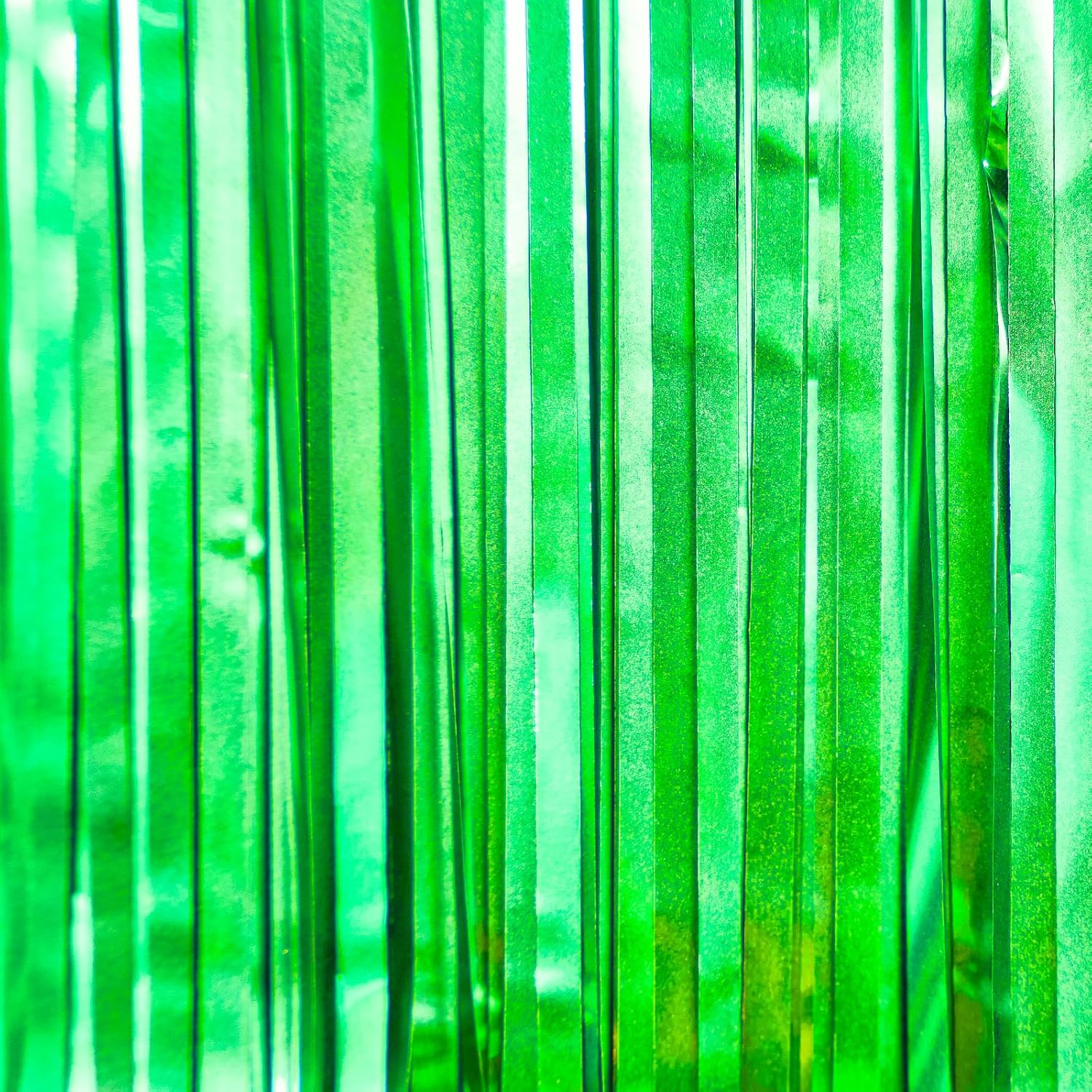 PartyWoo Green Streamers Backdrop - 3pcs Tinsel Foil Fringe Curtains | 8.2 FT for Graduation & Birthday Parties