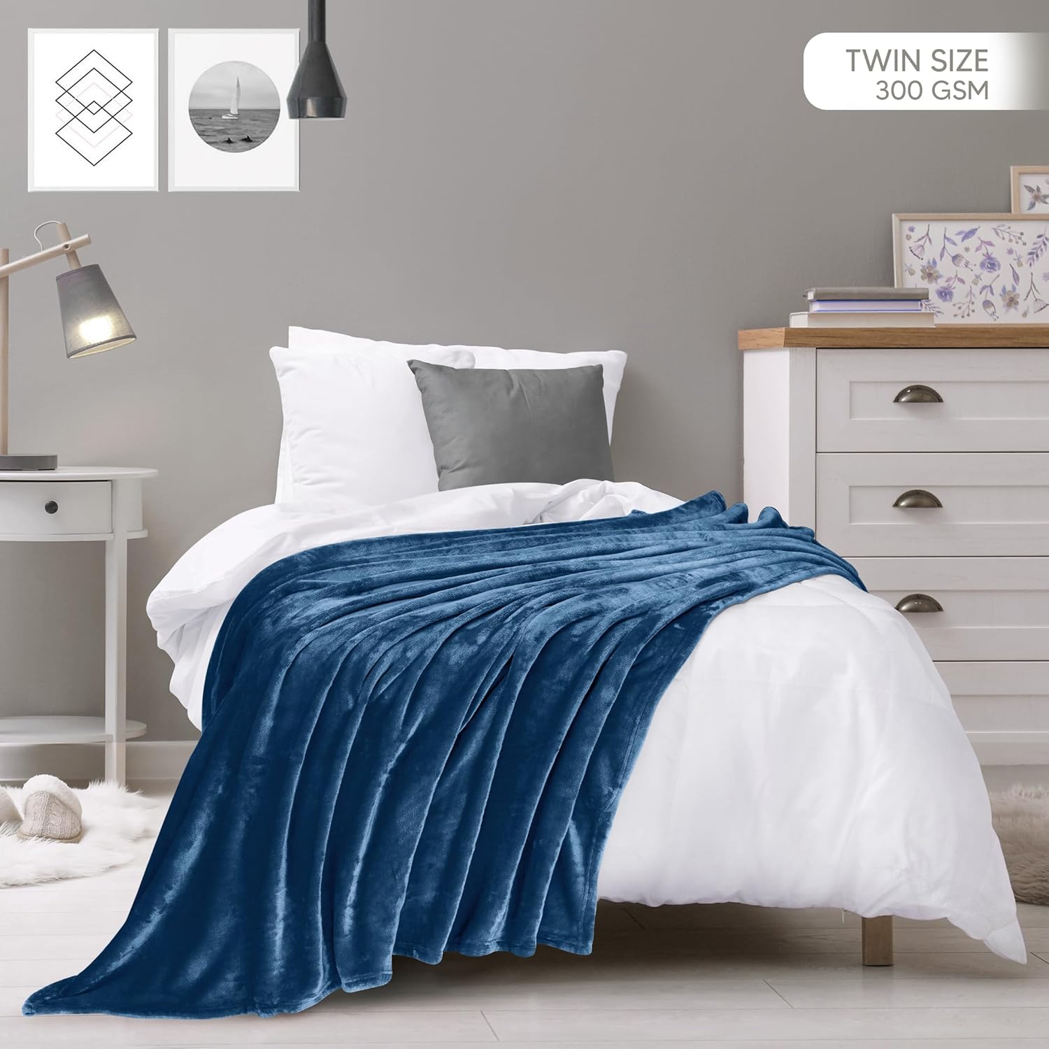 Utopia Bedding Fleece Blanket - Luxury Anti-Static Soft Microfiber - Twin Size Royal Blue (60x80 Inch)