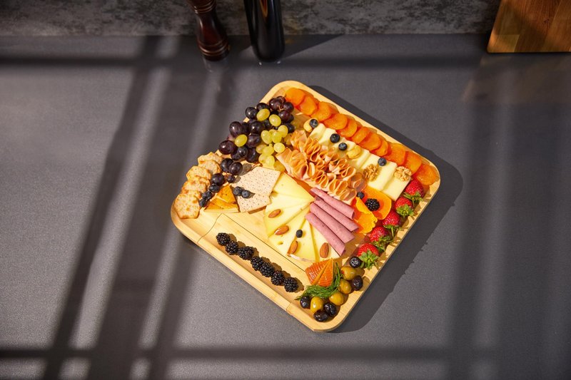 Demin Design Bamboo Cheese Board Charcuterie Board Gift Set - House Warming & Wedding Gifts, Bridal Shower &, Mother's Day & Valentine's Day Idea