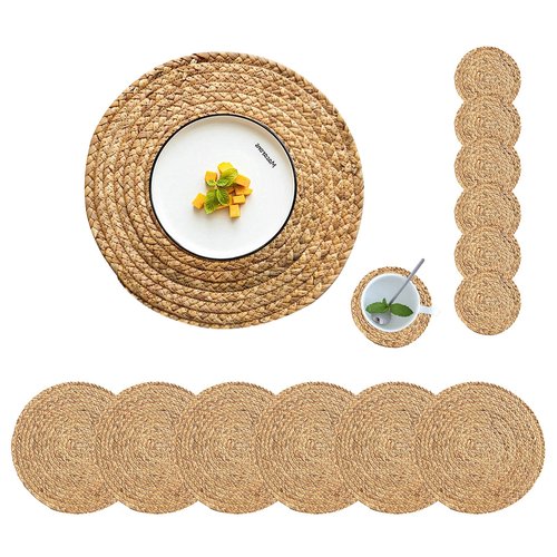CY SISTERS Round Woven Placemats Set of 6 with 6 Coasters Natural Water Hyacinth Place Mats, 13.5 Inch Rattan Placemats Wicker Farmhouse Boho Straw Heat Resistant Outdoor Placemats Patio Table Mats