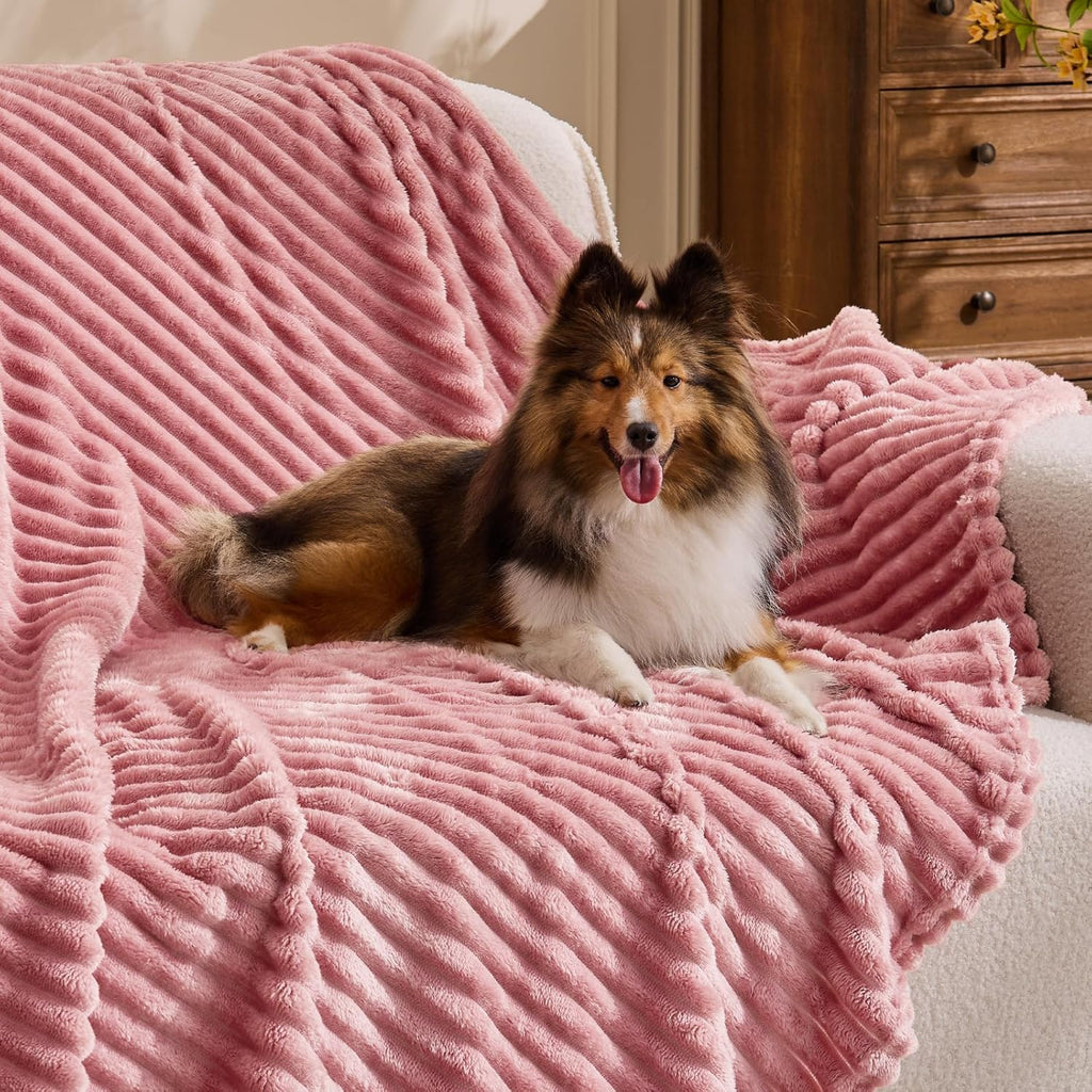 BEDELITE Fleece Throw Blanket - Soft & Warm 3D Ribbed Jacquard Design | Cozy Pink 50x60 Inch Plush Blanket
