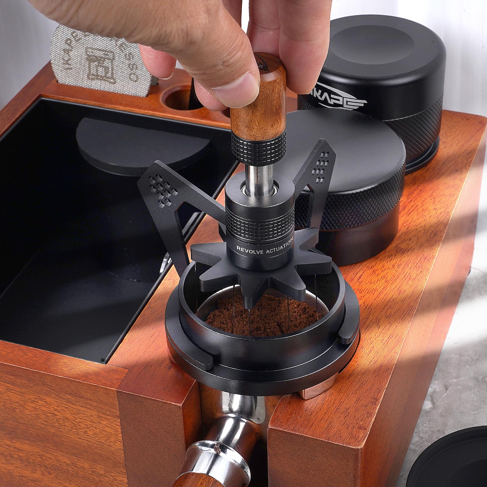 IKAPE Mantis WDT Distribution Tool with Clean Brush, 58.5mm Espresso Stirrer Distribution Tool for Barista, 8 Needle Espresso Stirrer with Dosing Funnel &Stand, Adjustable Needle Height, Walnut Handle