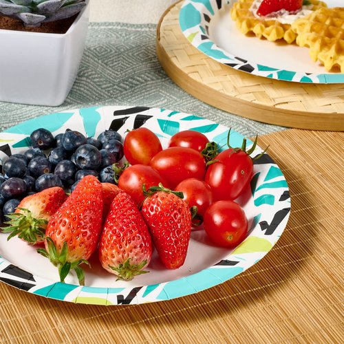 FOCUSLINE 360 Pack Paper Plates 8.375 Inch, Disposable Paper Plate Bulk 360 Count, Soak-Proof & Cut-Proof Bulk Plate for Parties, Picnic and Family Gatherings.
