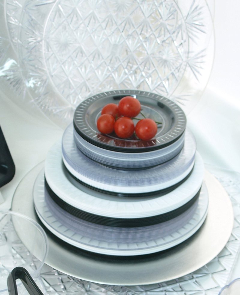 Party Essentials N916817 Elegance Hard Plastic Round Buffet/Luncheon Plate, 9" Black (Case of 168)