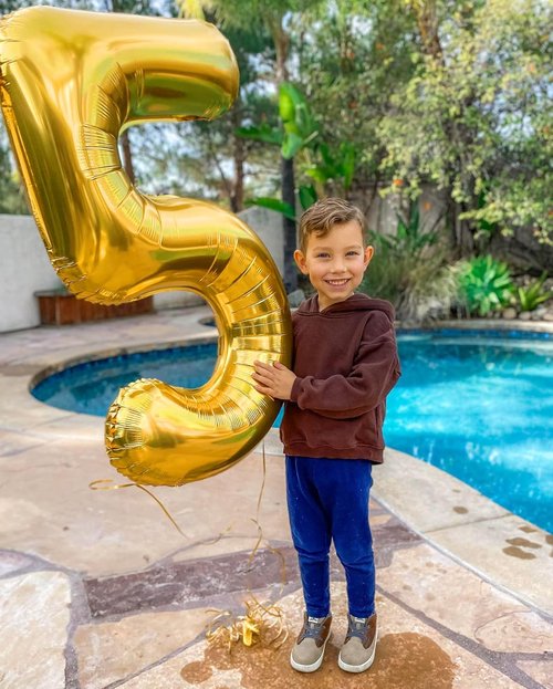 Gold Number 22 Balloon - 40 Inch 22nd Birthday Decoration for Men & Women | Golden Party Supplies