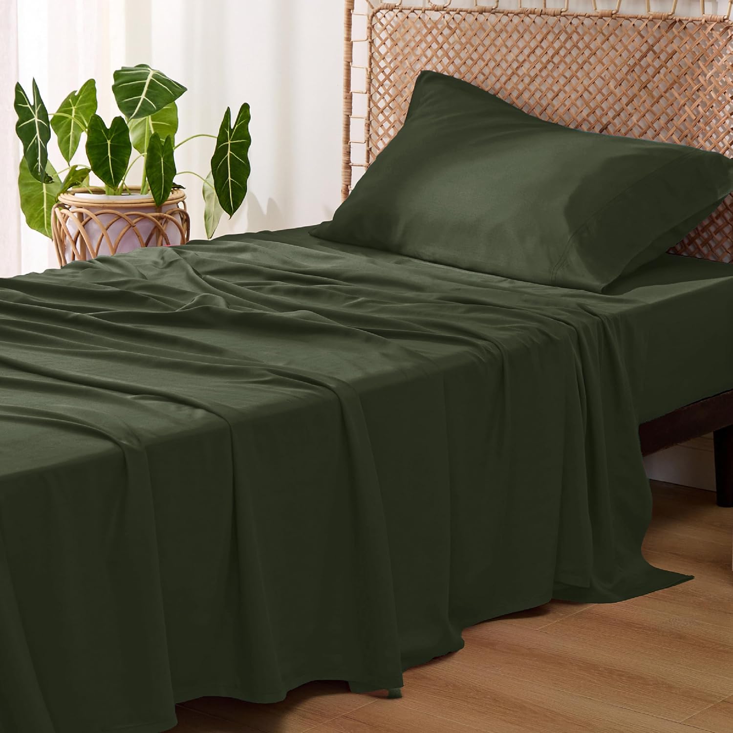 Bedsure Cooling Twin XL Sheets - Breathable Rayon from Bamboo, Soft & Silky, Deep Pocket Up to 16 Inches, Olive Green