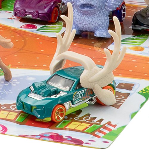 Hot Wheels Advent Calendar - 10 Toy Cars & Winter Accessories | 1:64 Scale Vehicles & Clips