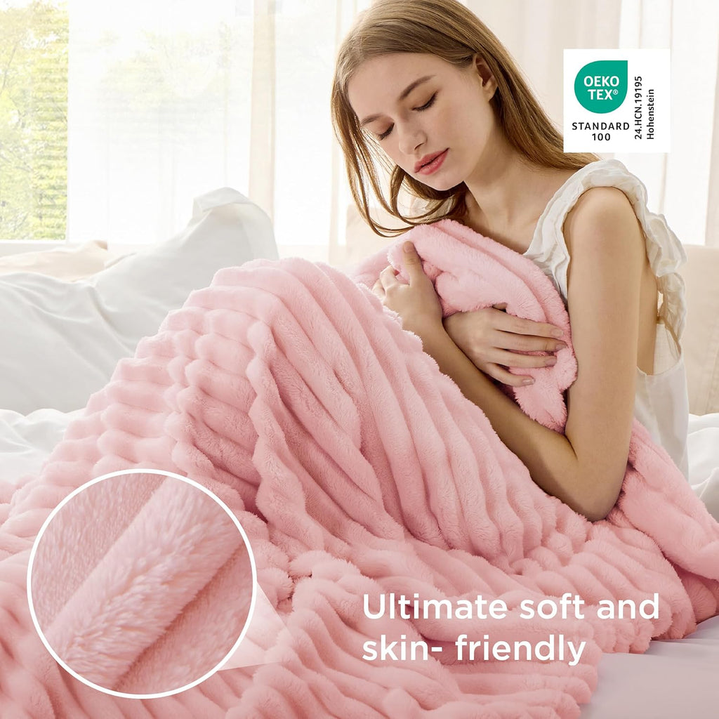 Bedsure GentleSoft Twin Blanket - Super Soft Coral Pink Fleece for Couch | Cozy 60x80 Inches